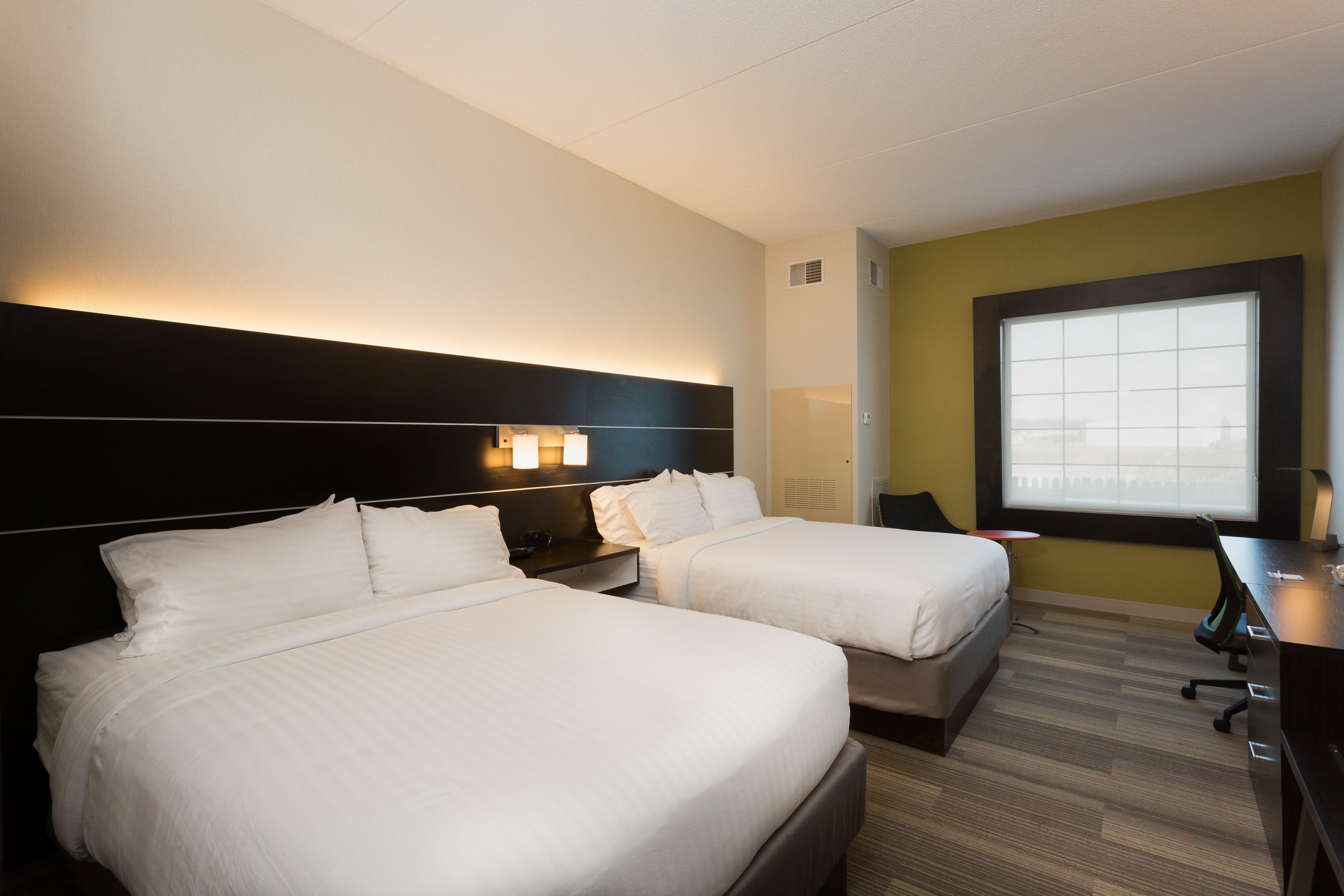 Holiday Inn Express Hotel & Suites Reading By Ihg Exterior photo